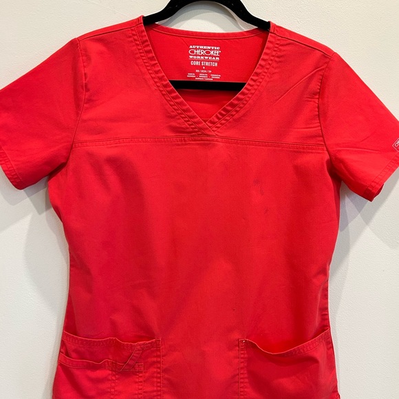 Two sets of Women’s Scrubs in Gray and Pink. Extra women’s scrub top included! - Picture 6 of 12